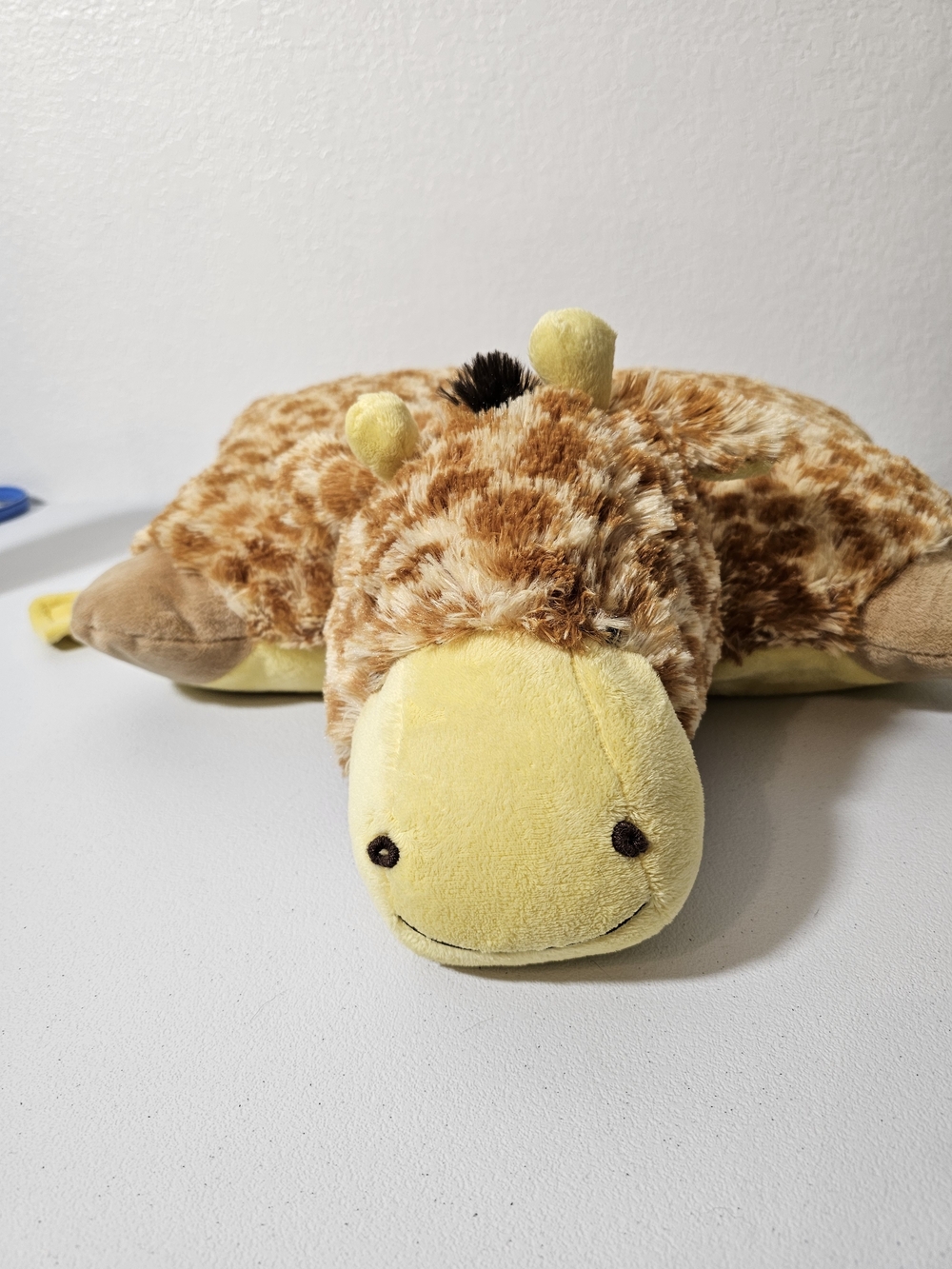 Pillow Pets Giraffe Plush Stuffed Animal, Washable